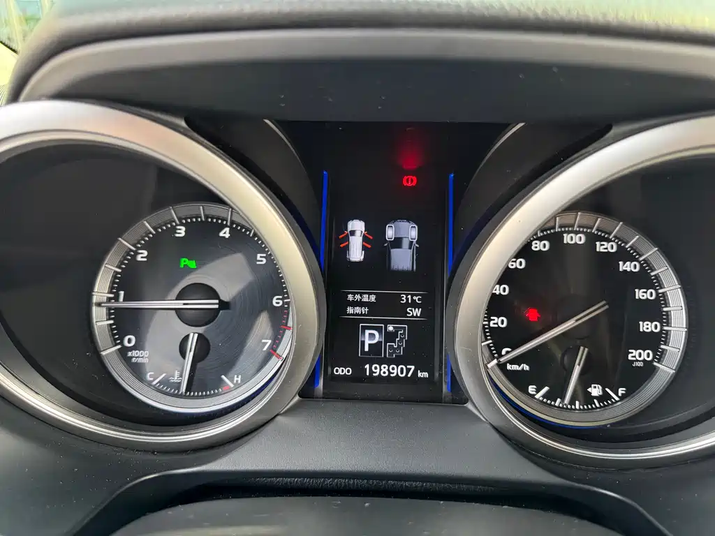 Toyota Prado 2017 — фото 14