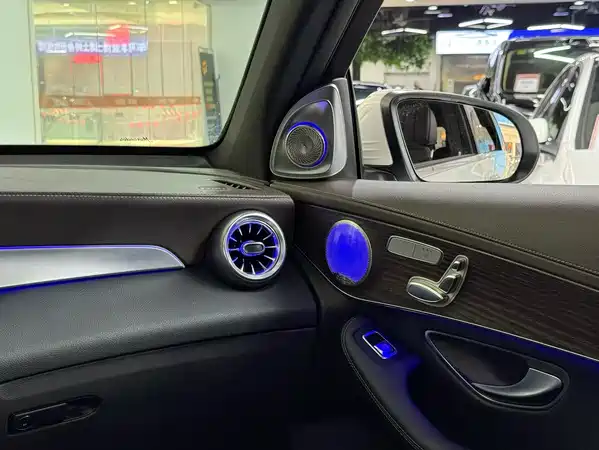 Mercedes-Benz GLC 2021