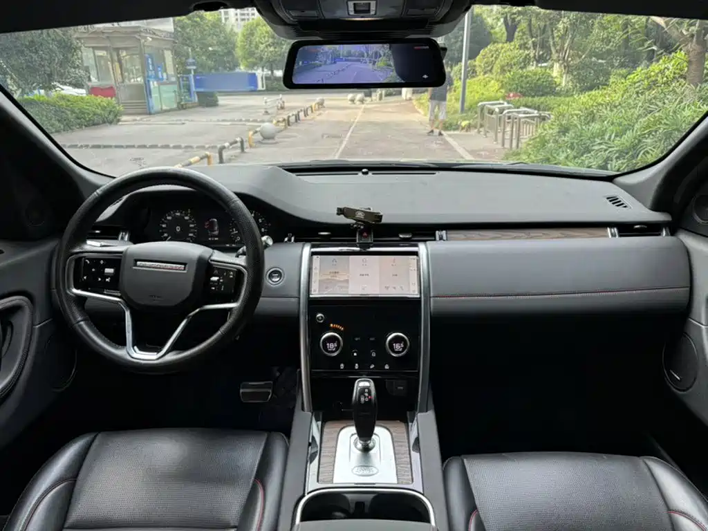 Land Rover Discovery Sport 2022 — фото 20