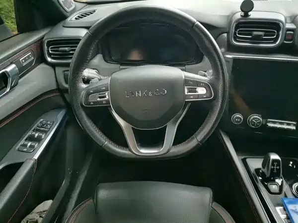 Lynk & Co 03 2019