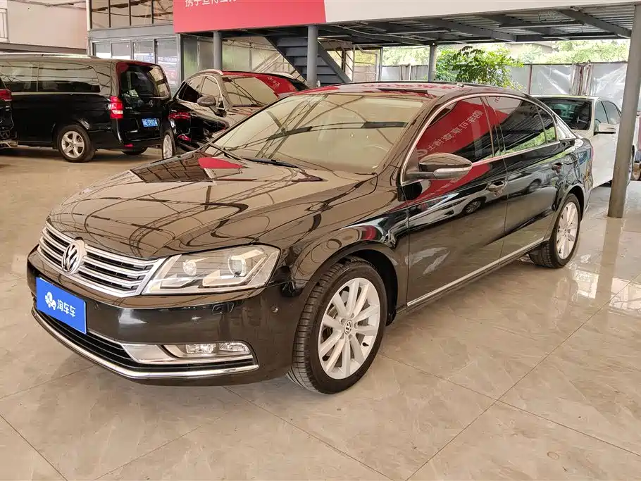 Volkswagen Magotan 2013