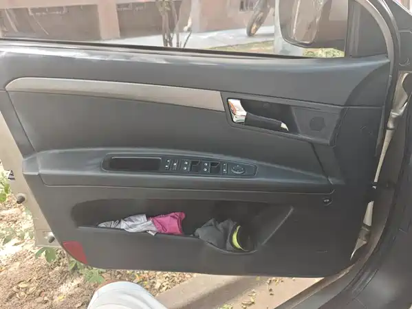 Roewe 350 2014