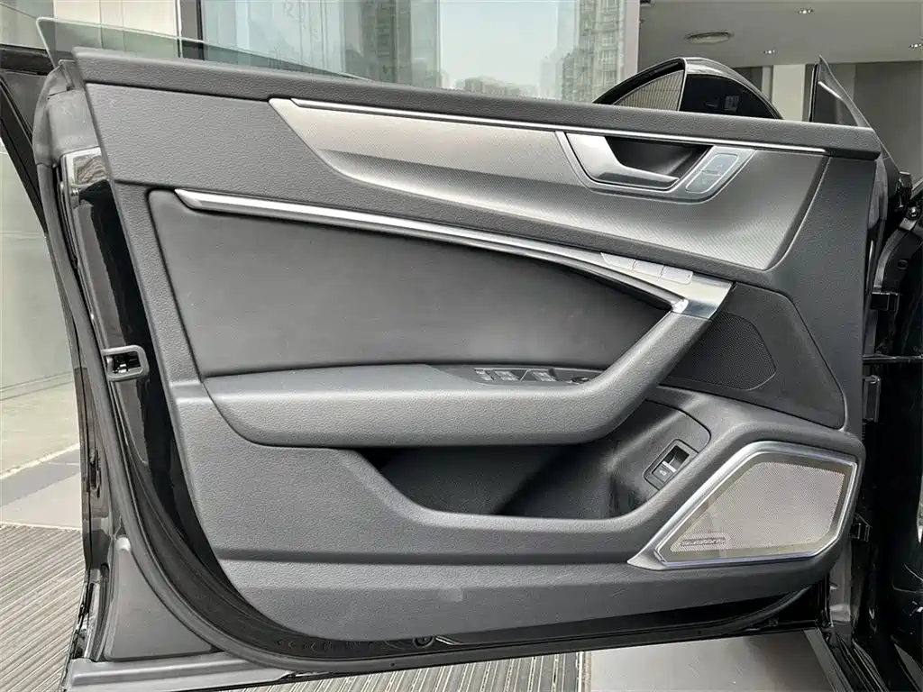Audi A7 2024 — фото 14