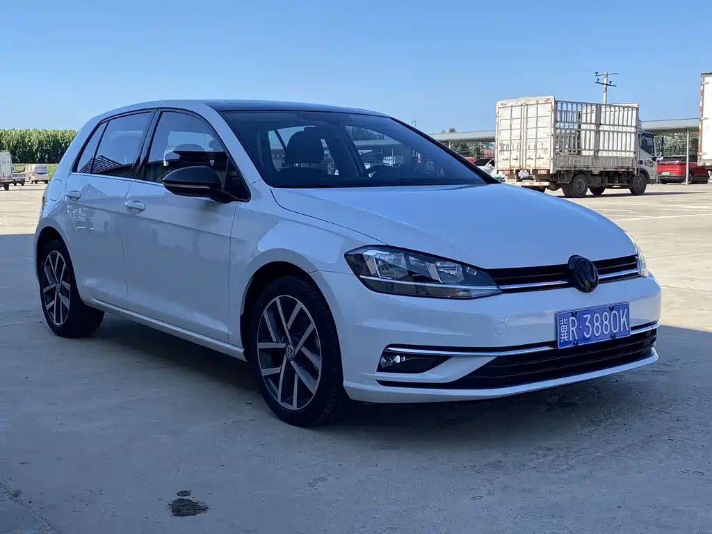 Volkswagen Golf 2020