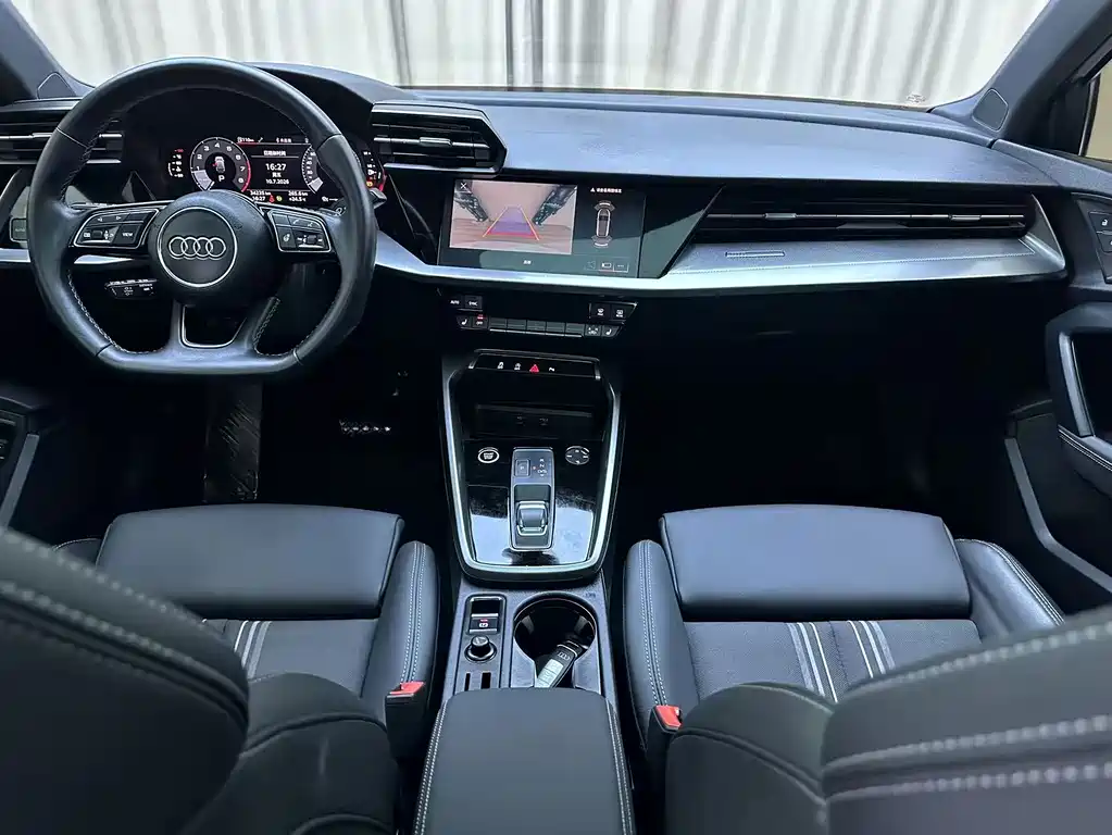 Audi A3 2022 — фото 10