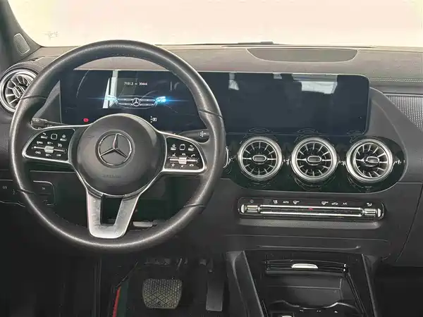 Mercedes-Benz GLA 2022