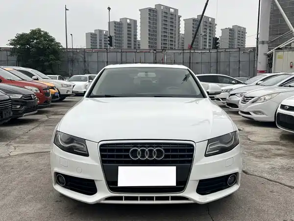 Audi A4L 2011