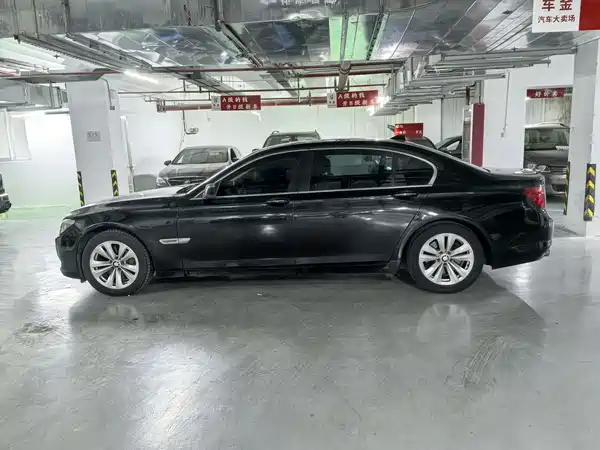 BMW 7 Series 2009