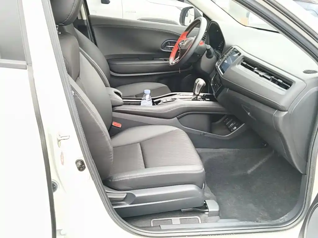 Honda Vezel 2022 — фото 25