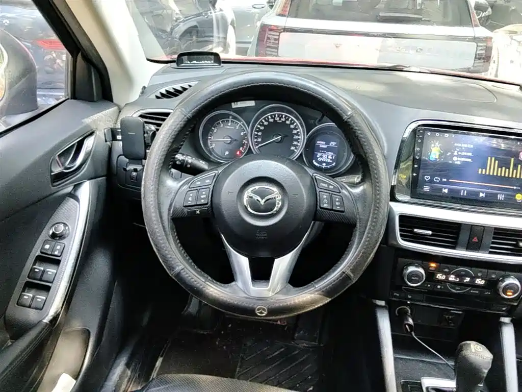 Mazda CX-5 2017 — фото 11