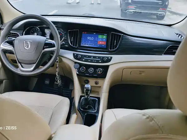 Baojun 730 2016
