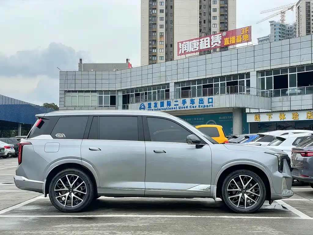 GAC Motor Trumpchi GS8 2022 — фото 40