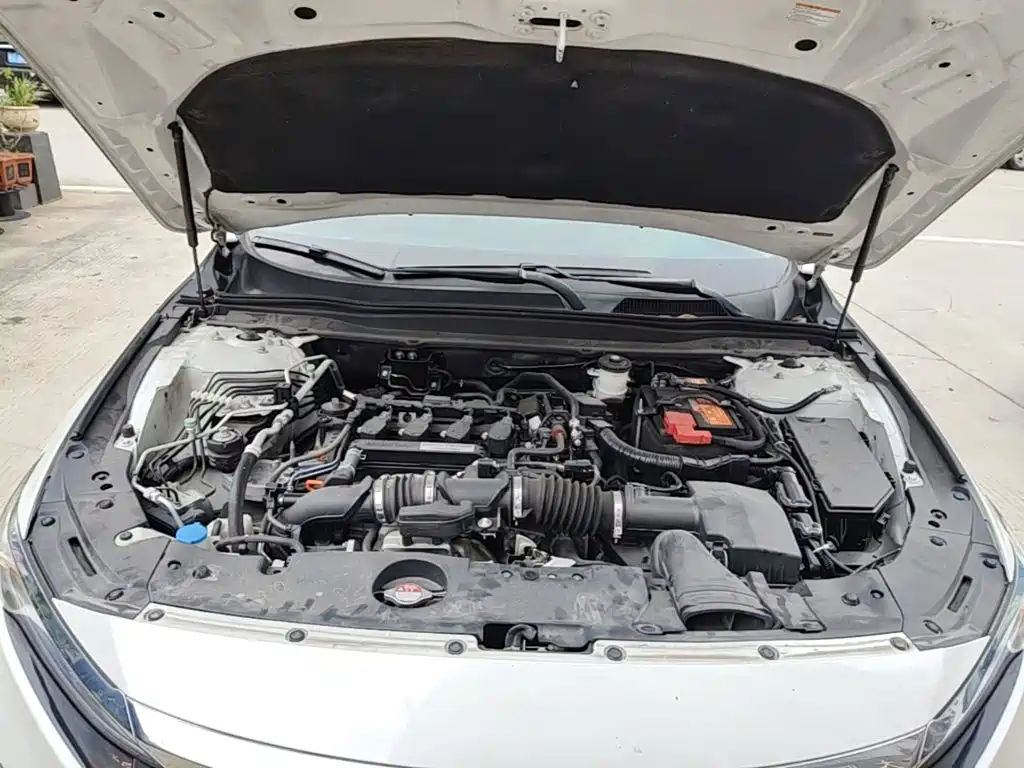 Honda Accord 2020 — фото 20