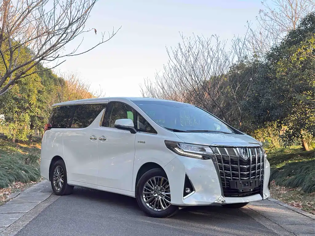 Toyota Alphard 2021 — фото 2