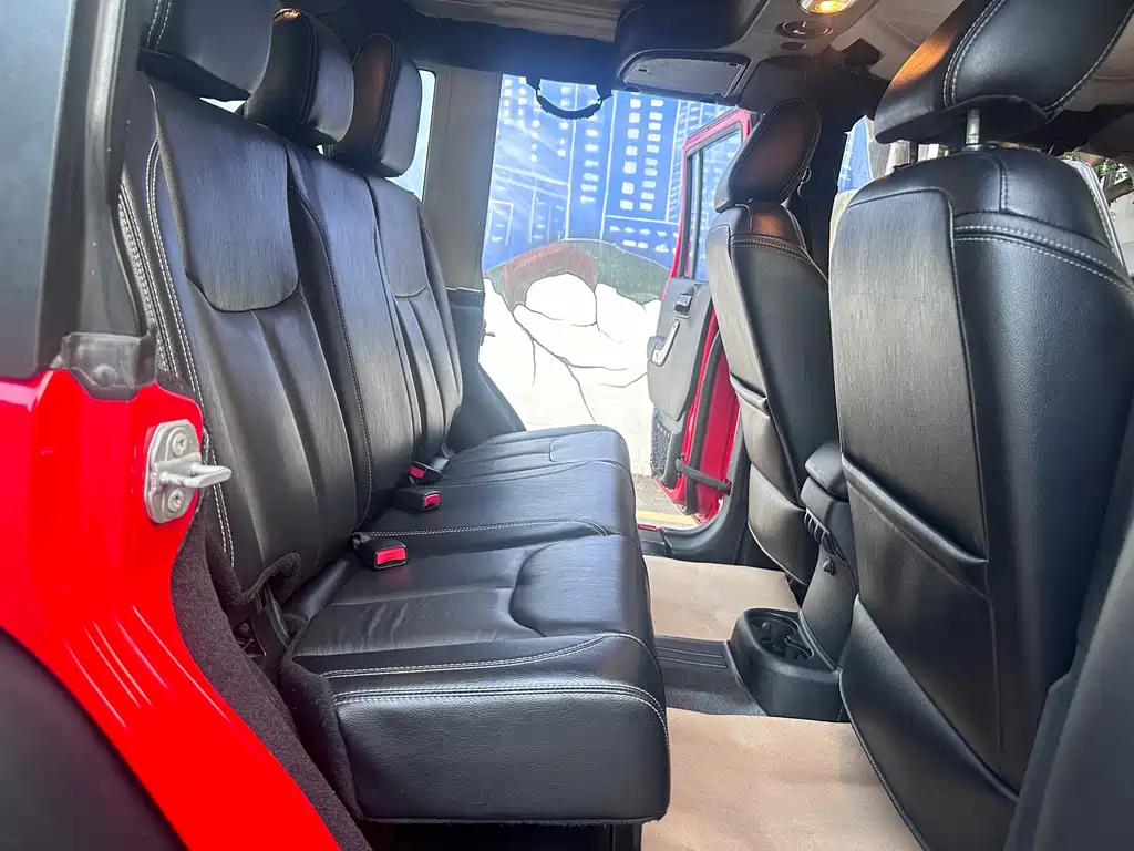 Jeep Wrangler 2018 — фото 11