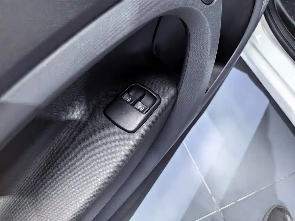smart Fortwo 2018 — фото 14