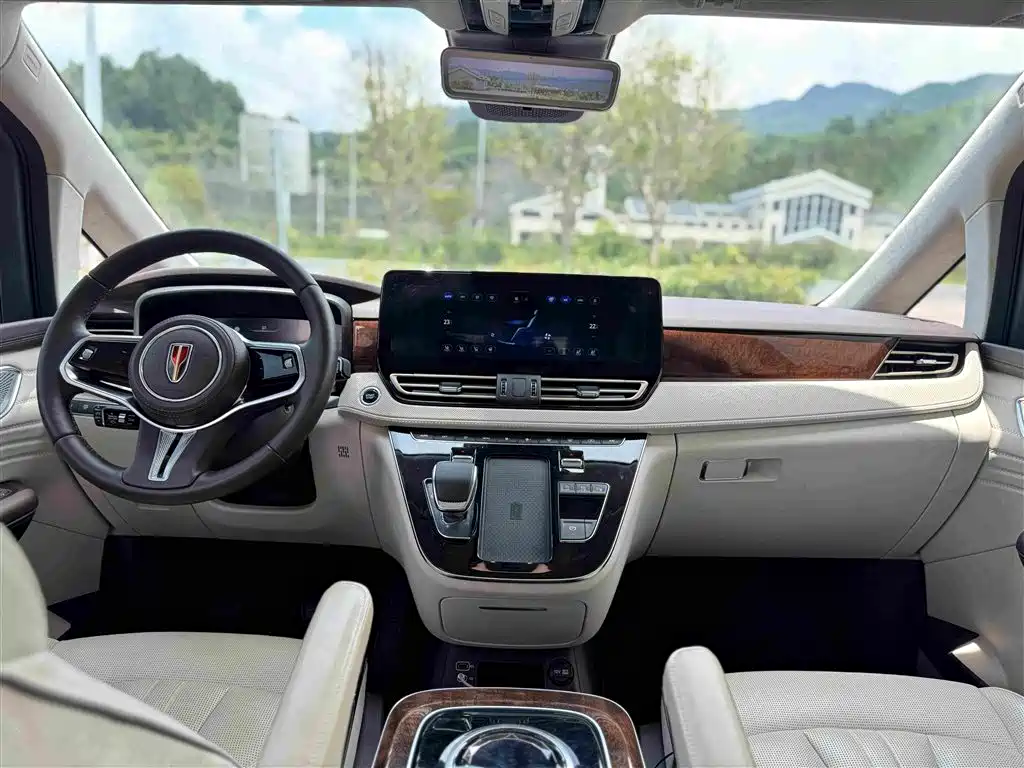 Hongqi HQ9 2023