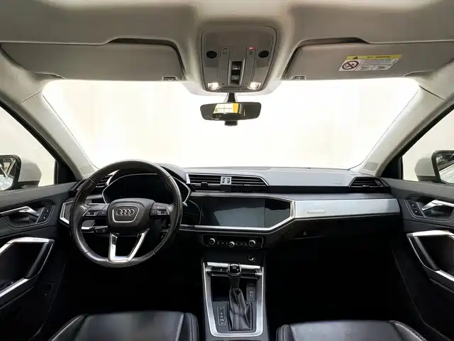 Audi Q3 2019 — фото 7