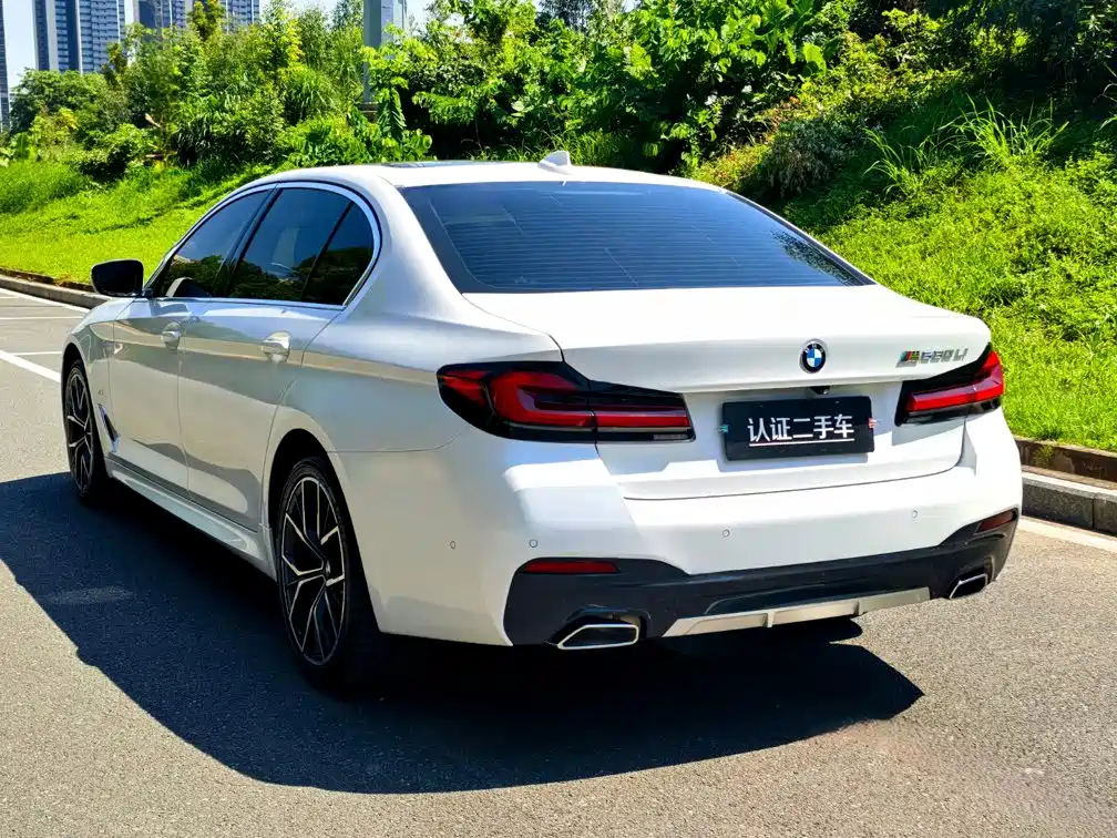 BMW 5 Series 2022
