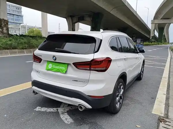 BMW X1 2022