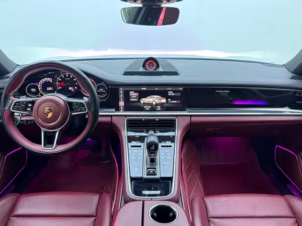 Porsche Panamera 2019