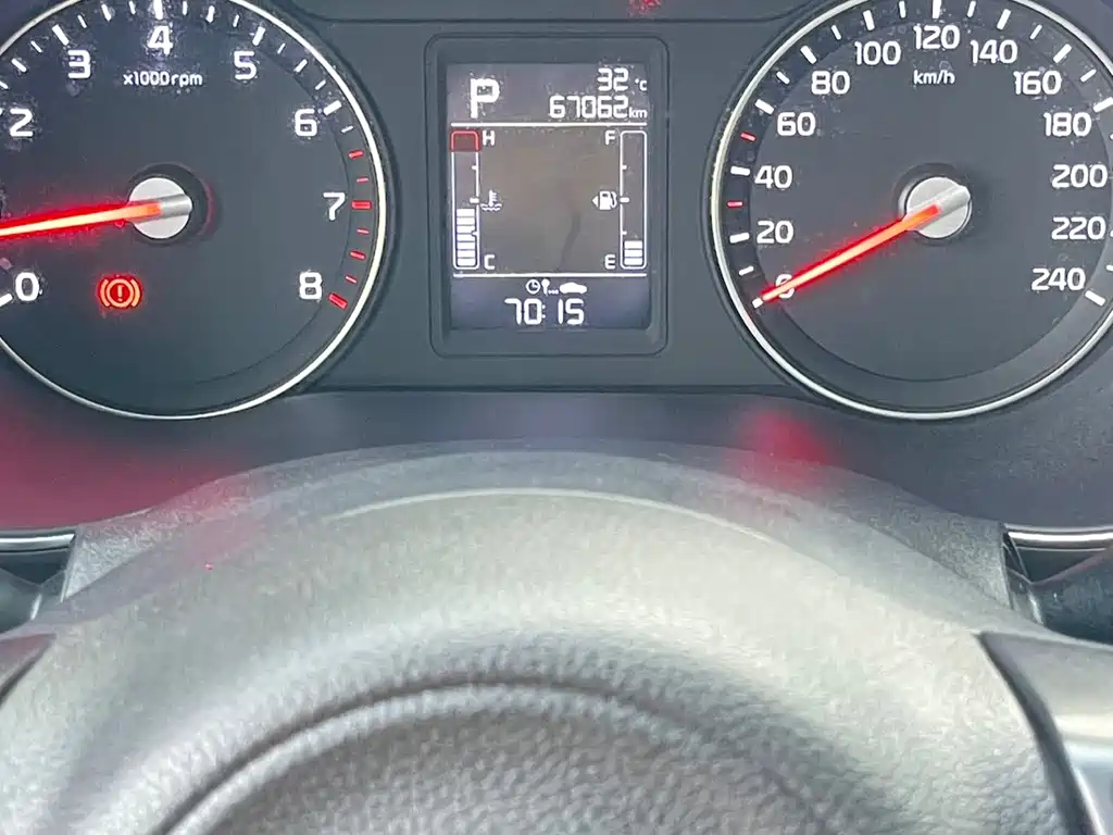 Kia KX3 2015 — фото 14