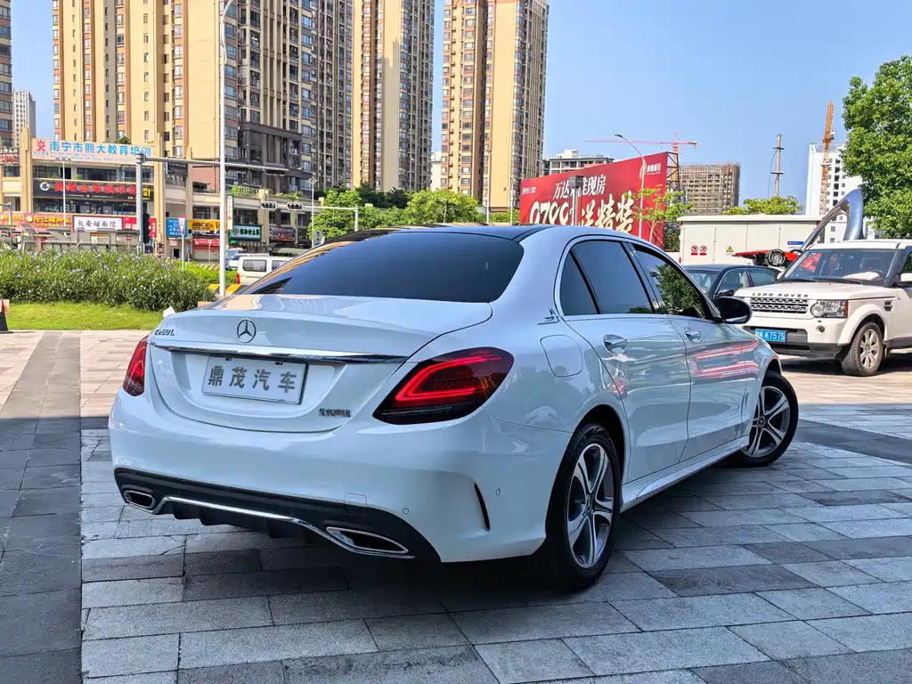 Mercedes-Benz C-Class 2020