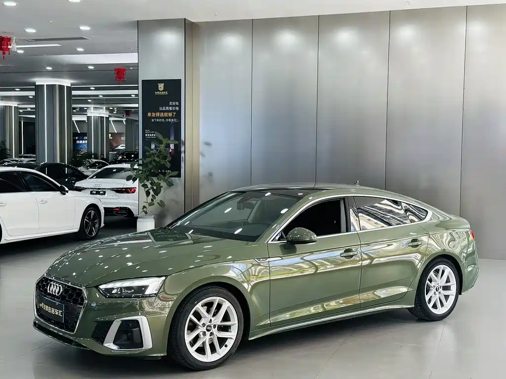 Audi A5 2023 — фото 1