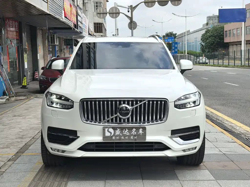 Volvo XC90 2021 — фото 2