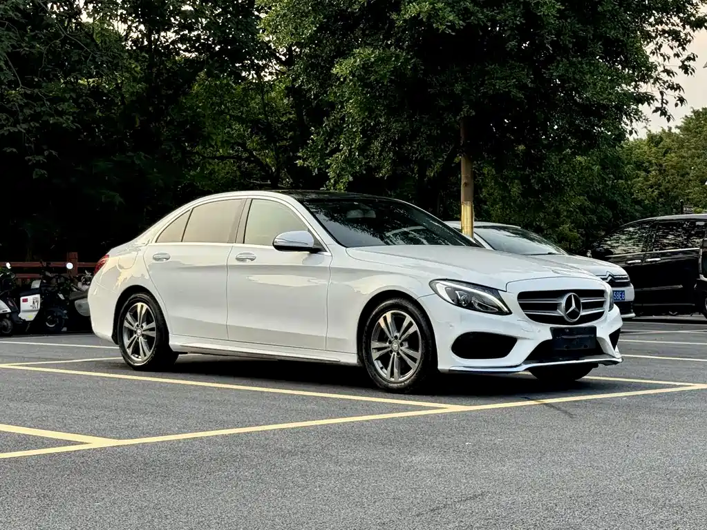 Mercedes-Benz C-Class 2017
