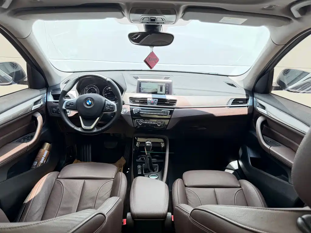 BMW 5 Series New Energy 2018 — фото 13