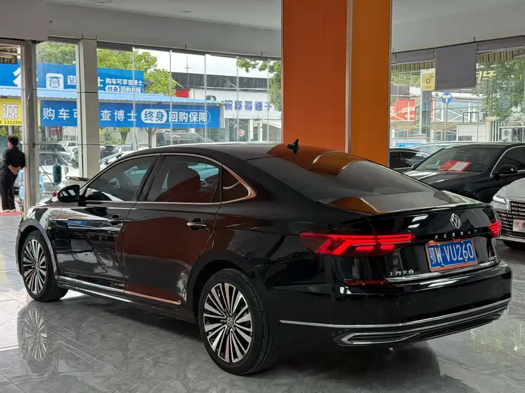 Volkswagen Passat 2020 — фото 7