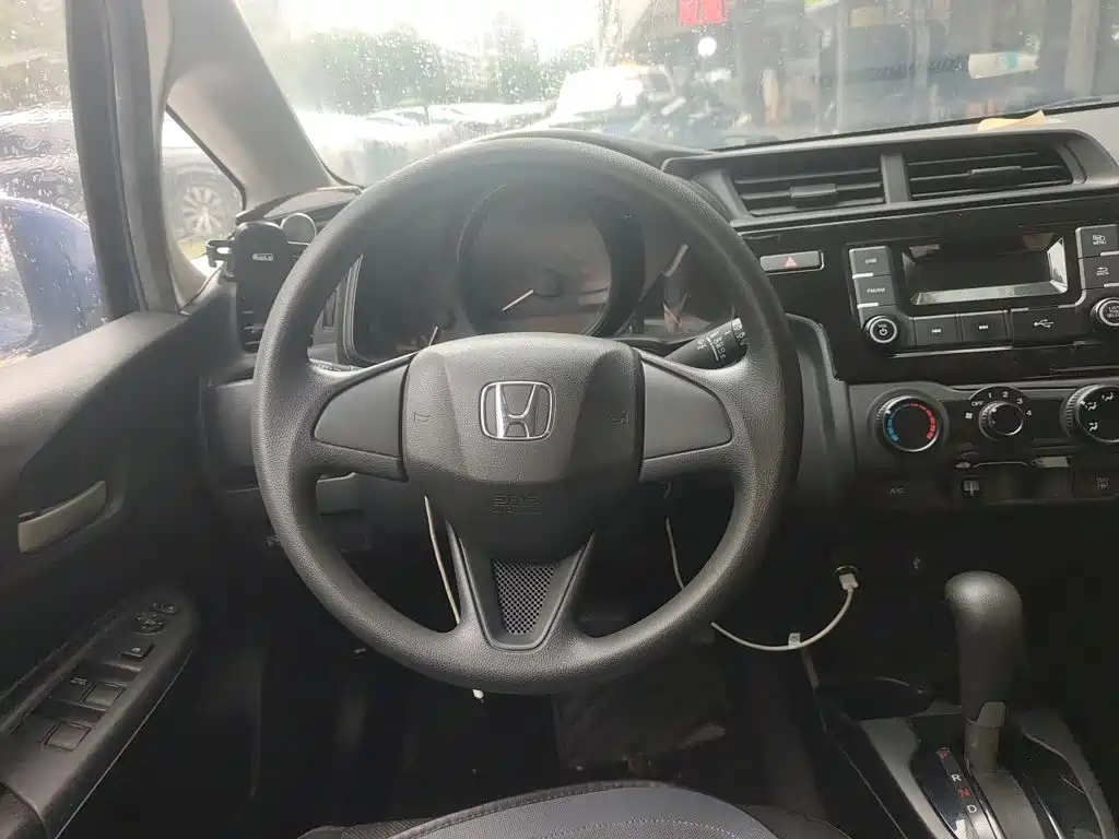 Honda Fit 2019 — фото 3