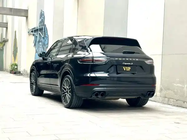 Porsche Cayenne 2020