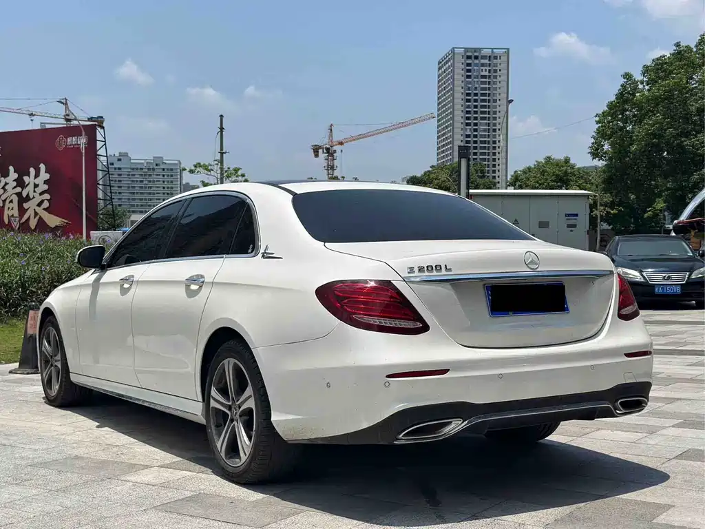 Mercedes-Benz E-Class 2017