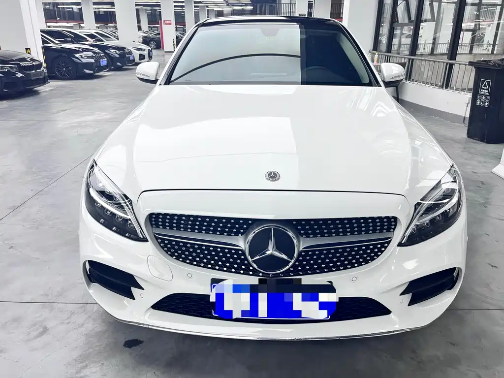 Mercedes-Benz C-Class 2020