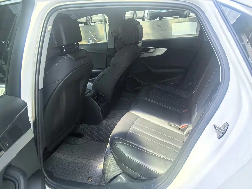 Audi A4L 2022