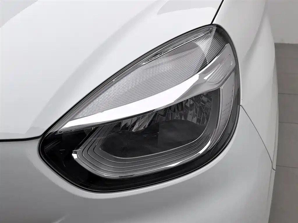Roewe Clever 2022