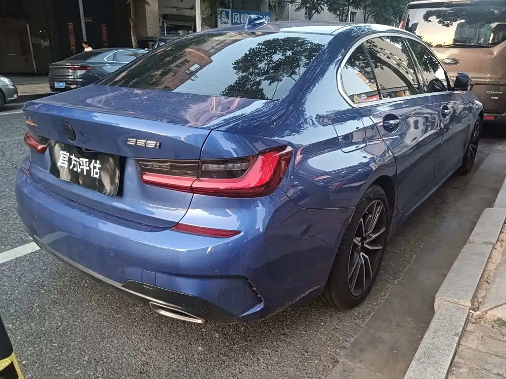 BMW 3 Series 2022
