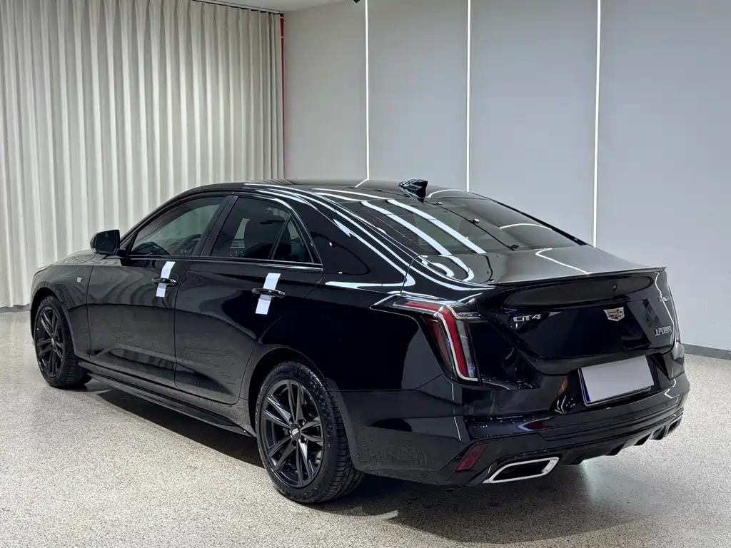 Cadillac CT4 2023 — фото 24