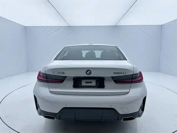 BMW 3 Series 2023
