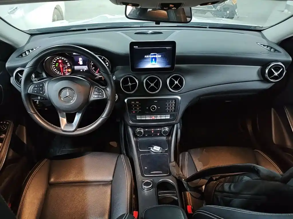 Mercedes-Benz GLA 2018 — фото 10