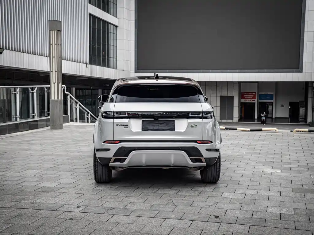 Land Rover Range Rover Evoque 2023 — фото 6