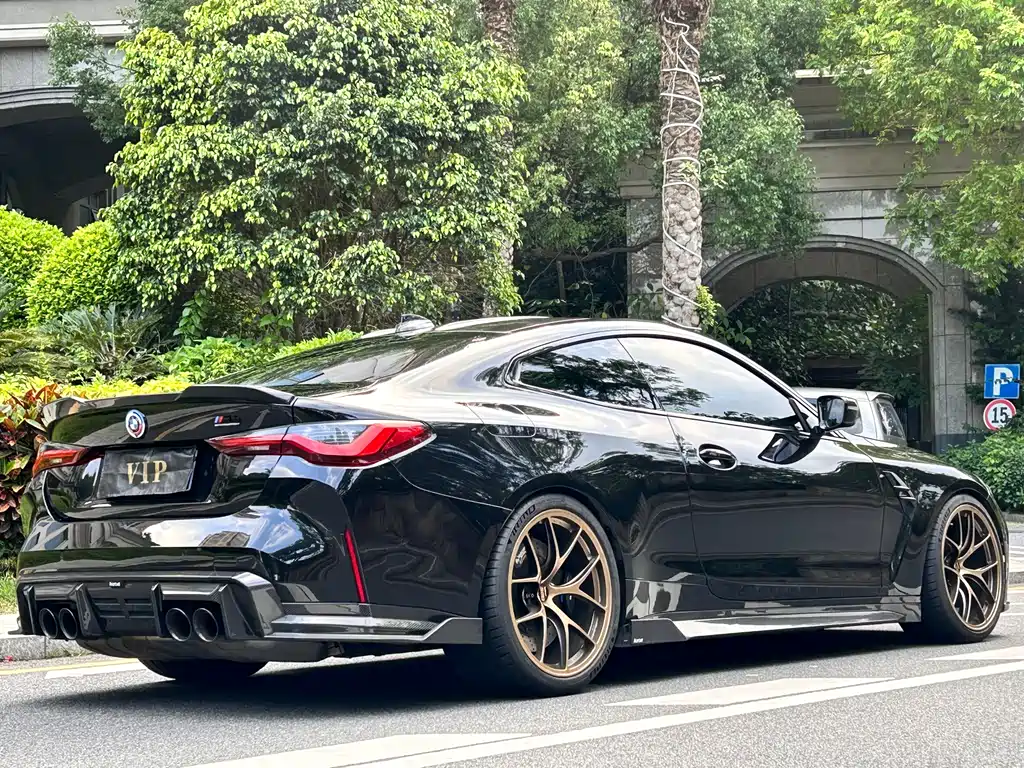 BMW M4 2022 — фото 7