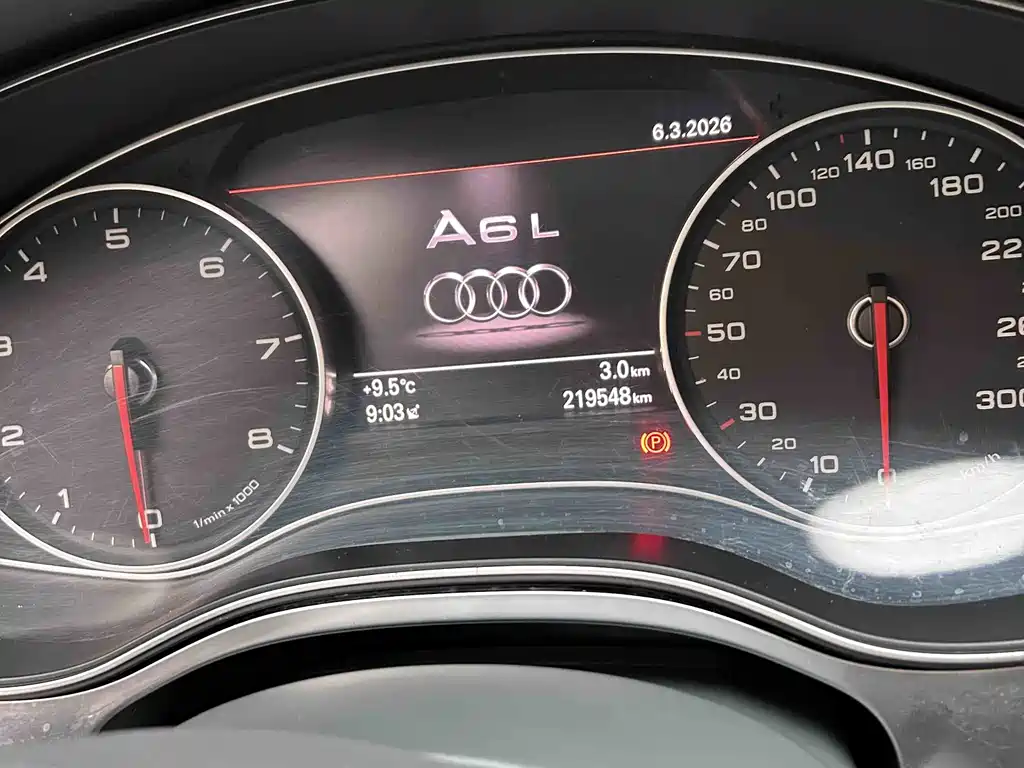 Audi A6L 2014 — фото 4
