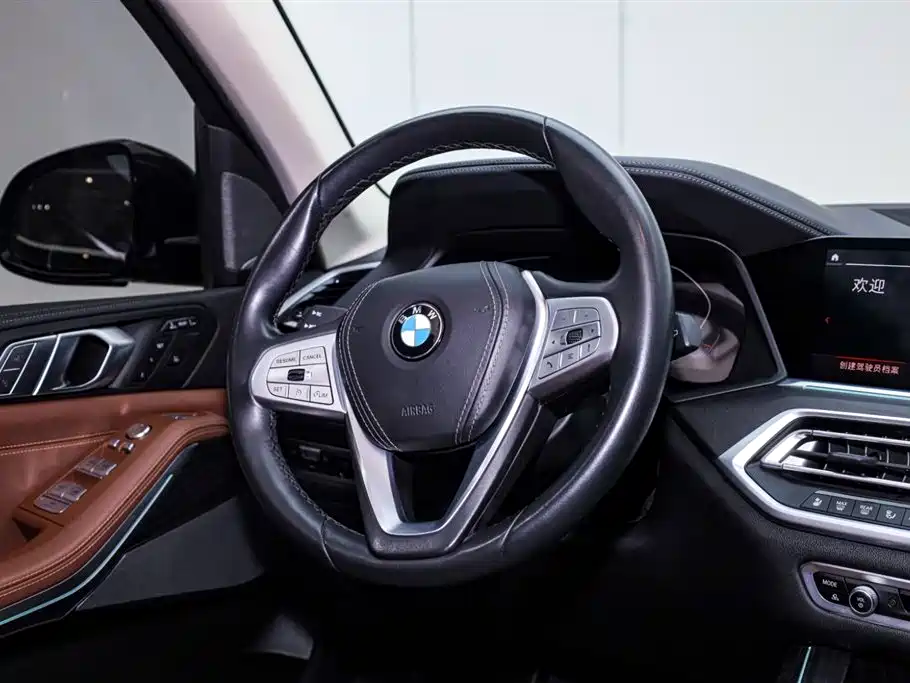 BMW X7 2022 — фото 21