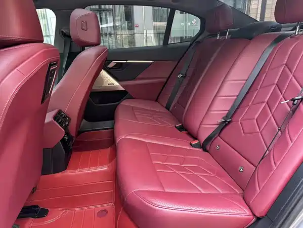 BMW 5 Series 2024