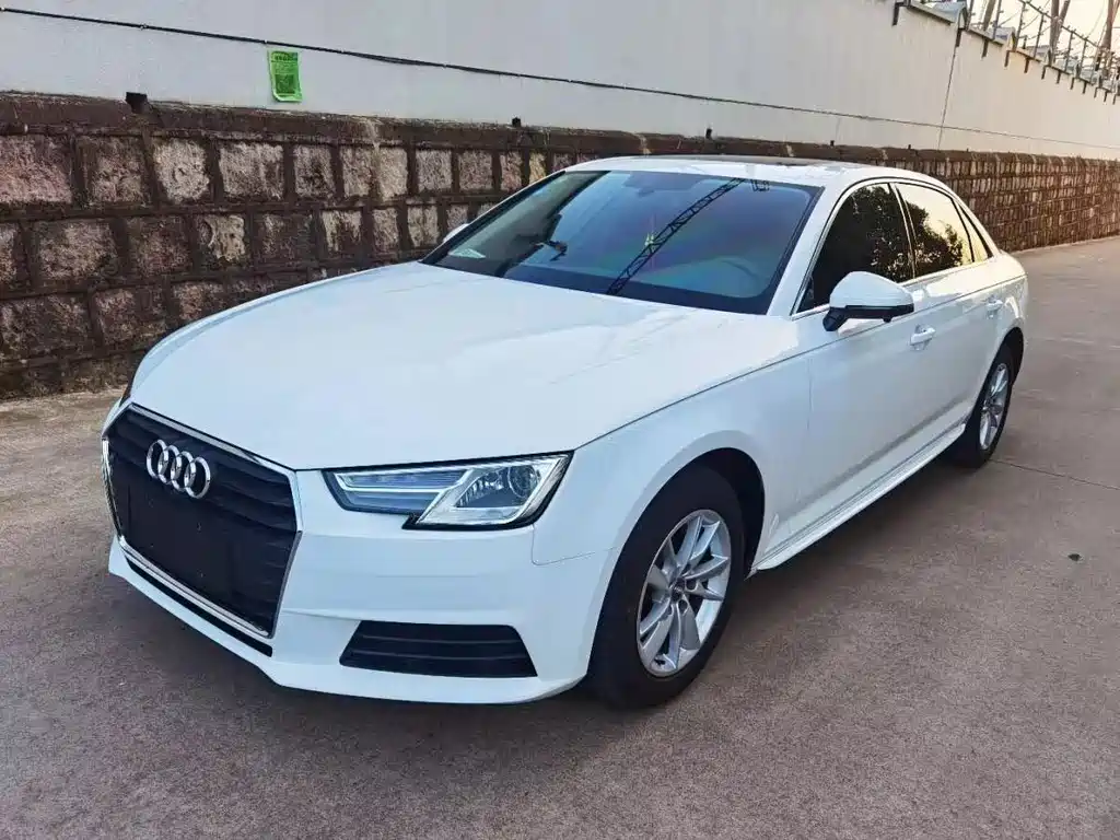 Audi A4L 2018