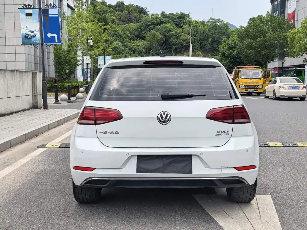 Volkswagen Golf 2020