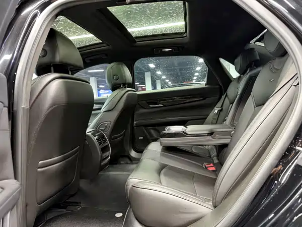 Cadillac CT6 2017